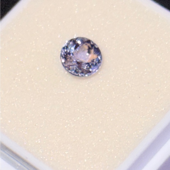 .55CT MIN 5MM RD Tanzanite - Picture 1 of 7